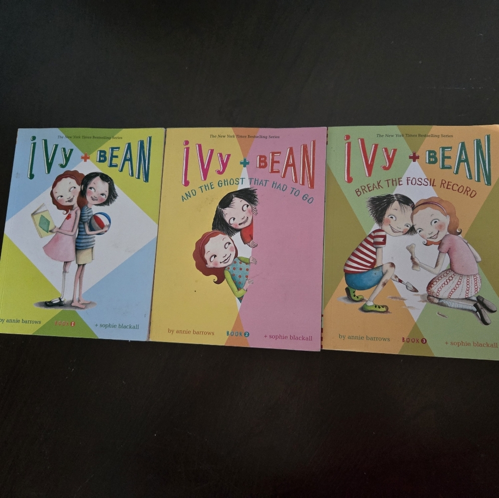 Ivy+Bean BOOKS.